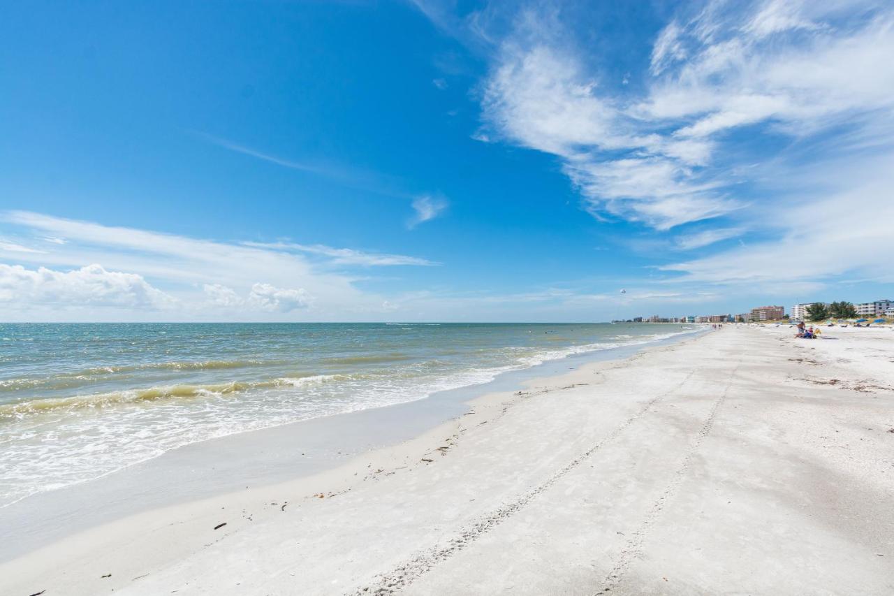 504 Beach Place Condos St. Pete Beach Exterior photo