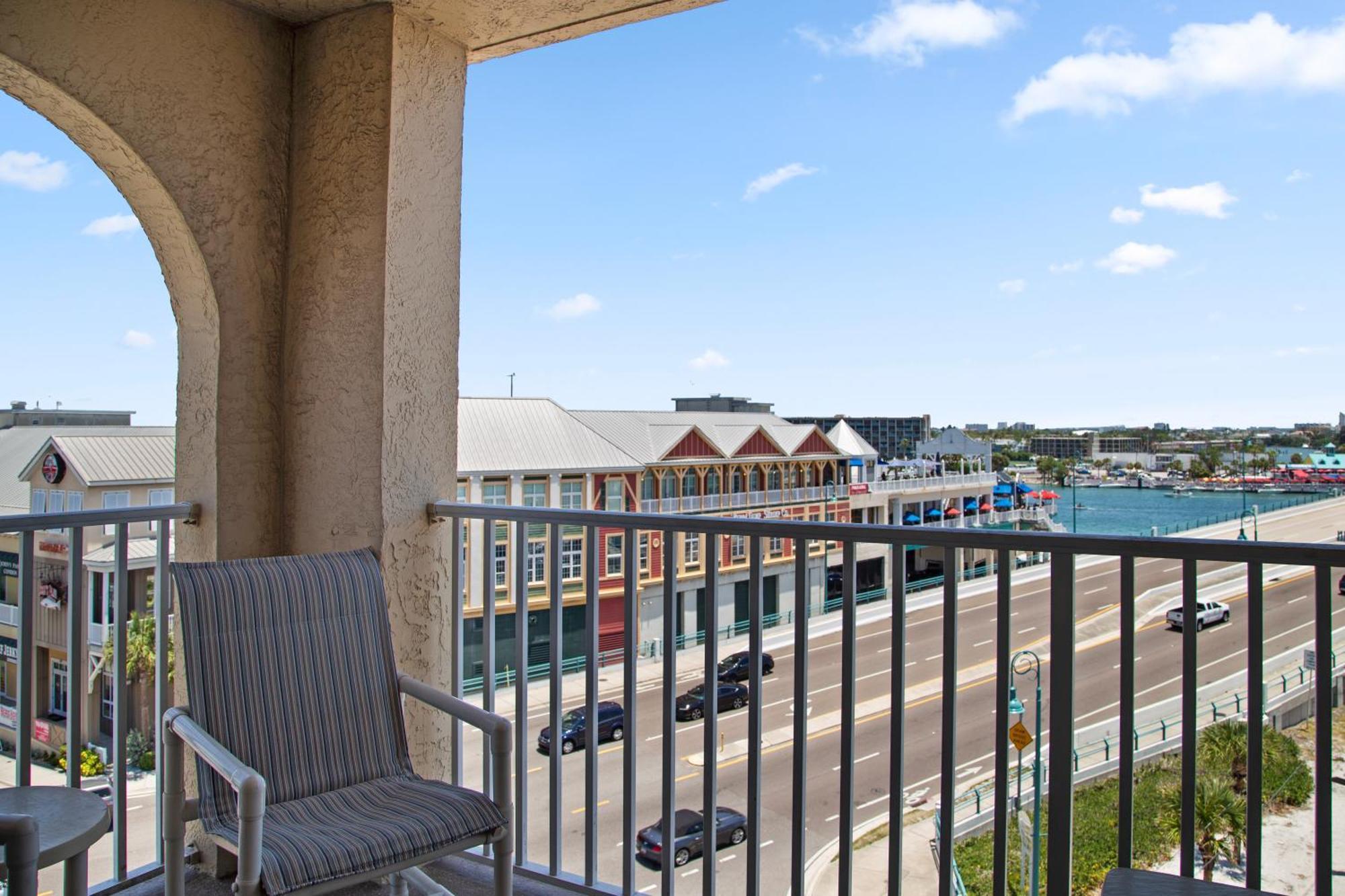 504 Beach Place Condos St. Pete Beach Exterior photo