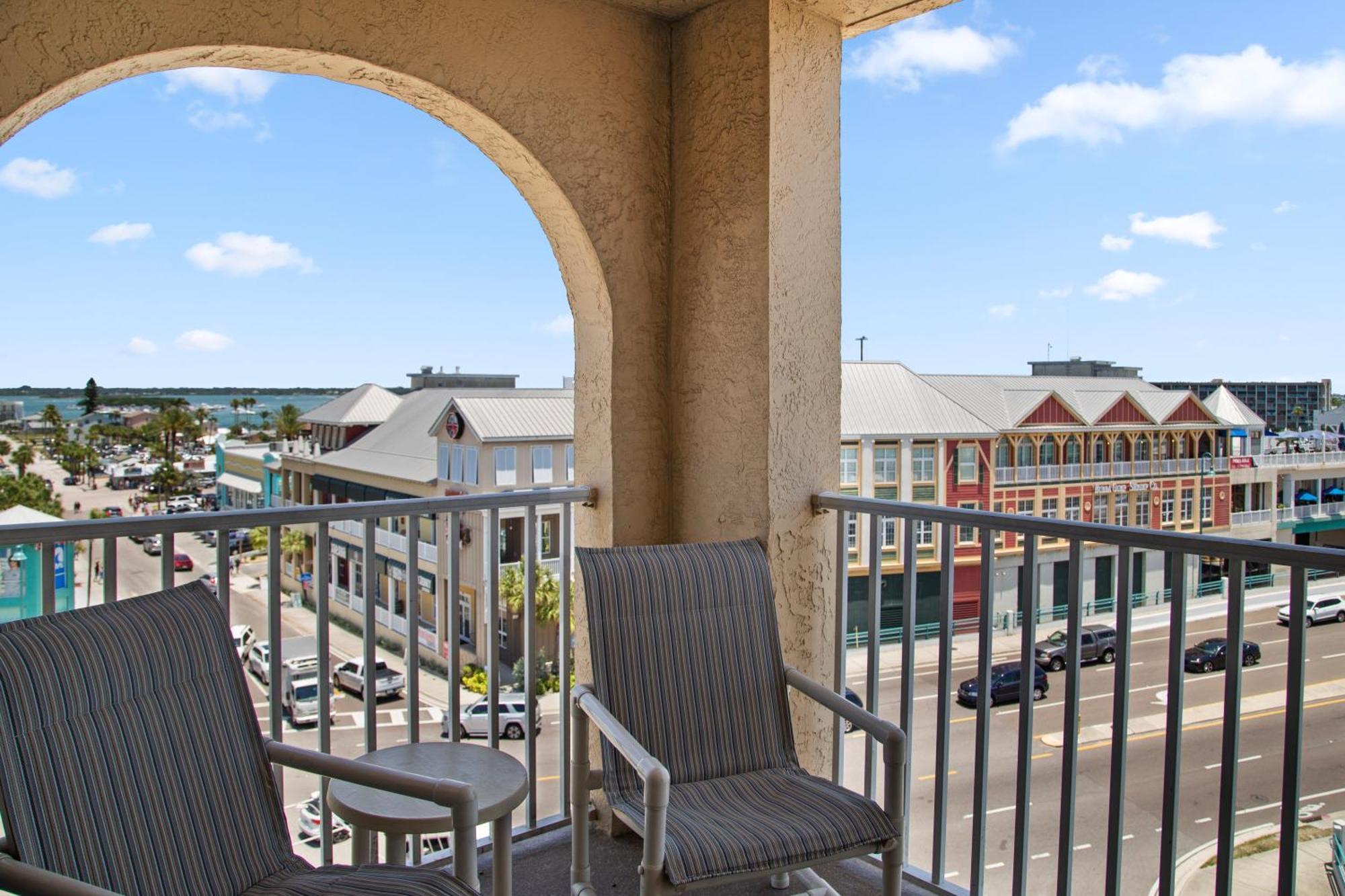 504 Beach Place Condos St. Pete Beach Exterior photo